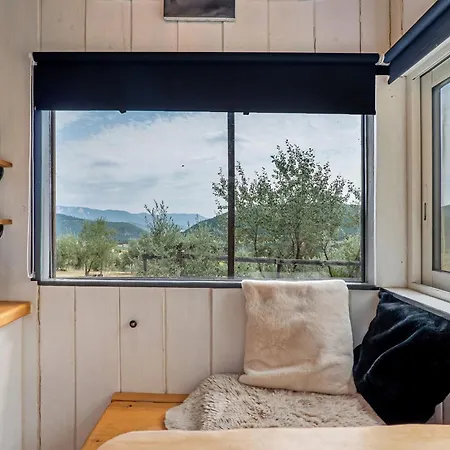 La Tiny House De Peggy Feriehus Sisteron